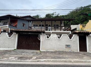 ba23fbe44fcec0b953775e2669fc9cb8d6bf5b91 · Casa com 3 dormitórios à venda, 264 m² por R$ 750.000,00 - Serra Grande - Niterói/RJ