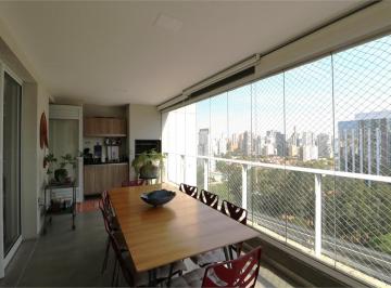 Área de Serviço · Imoveis - em Cidade Monções