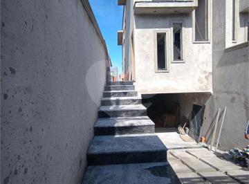 Casa · 184m² · 3 Quartos · 7 Vagas · Sobrado com 3 quartos à venda em Parque residencial scaffid ii - SP