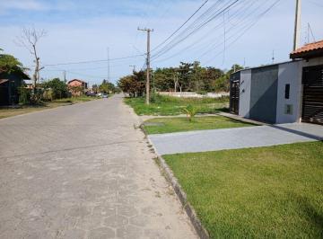 Casa de 2 quartos, Itanhaém · Caa a venda no JD Regina em Itanhaém.