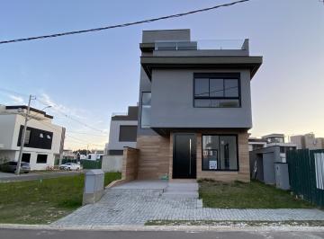 Casa de 2 quartos, Curitiba · Sobrado com 3 quartos para alugar - Santa Cândida - Curitiba/PR