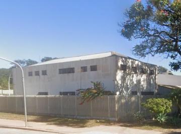 Casa de 4 quartos, Brasília · Sobrado 330m², dividido, frente W3 norte, ótimo para clinica / escritório, A. norte