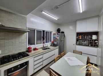 Casa · 111m² · 2 Quartos · 2 Vagas · Sobrado em Condomínio de 111m² com 2 Suítes, 2 Vagas no Centro de Osasco.