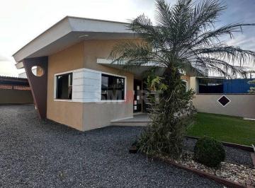 Casa · 3 Quartos · 2 Vagas · Casa Semimobiliada Suíte + 02 Dormitórios em Três Rios