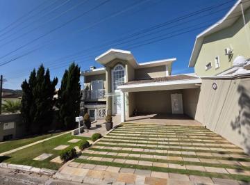 Casa de 4 quartos, Jacareí · Sobrado, 4 Dormitórios(sendo 2 suítes), Condomínio Coleginho.