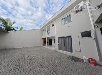 Casa · 81m² · 4 Quartos · 8 Vagas · Sobrado em Centro - Matinhos