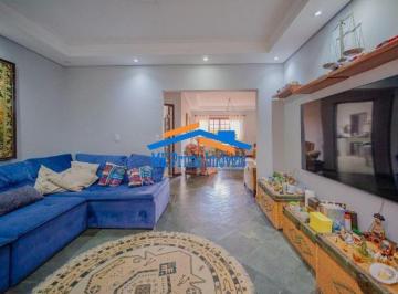 Casa · 388m² · 3 Quartos · 2 Vagas · Casa Térrea com 3 Dorm. 1 Suíte - 3 Vagas - City Bussocaba