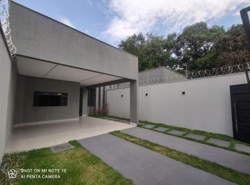 Casa de 3 quartos, Goiânia · Casa térrea a venda com 3 suítes na Vila Rosa