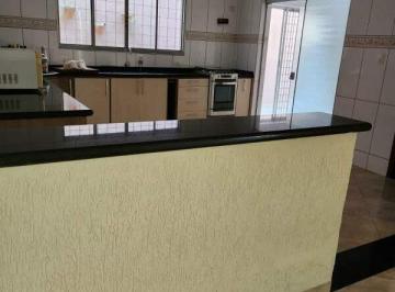 Casa · 168m² · 3 Quartos · 4 Vagas · Casa à venda no Jardim Dona Regina em Santa Bárbara d'Oeste com 3 quartos (1 suíte) e 4 vagas de gar