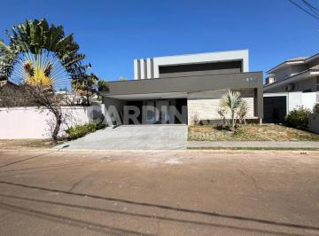 Casa · 250m² · 3 Quartos · 4 Vagas · Casa Condomínio em São Carlos