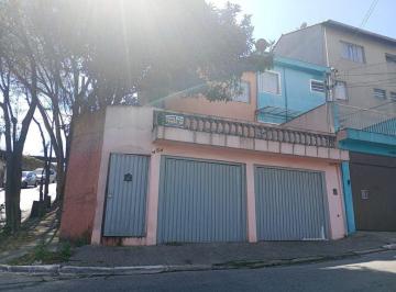 i1.jpg · Sobrado Elevado com Varanda Ampla e Garagem para Dois Carros