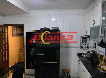 Casa · 132m² · 3 Quartos · Casa Assobradada com 3 suites no Gopouva