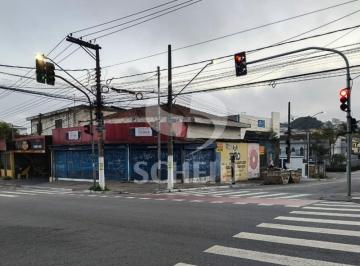Comercial · 194m² · Loja com 194m2 de construção, de esquina em ótima localização no Jardim Floresta