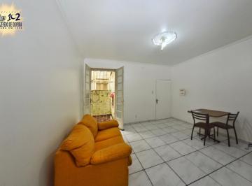 Apartamento · 66m² · 2 Quartos · Imperdível: Apartamento térreo com dois pátios na Cidade Baixa