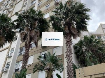 Apartamento · 63m² · 3 Quartos · 2 Vagas · Lindo apartamento com vista e posição solar privilegiada.