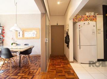 Apartamento · 82m² · 3 Quartos · 3 Vagas · Apartamento de 3 dormitórios no bairro Petrópolis