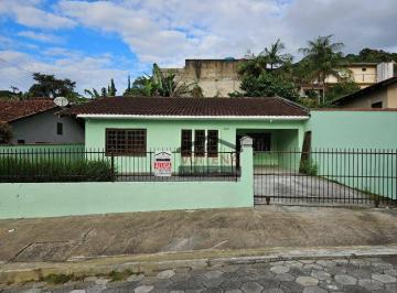 d7d03f927c155490edb0cc1caff96ff109c1e7d9 · Casa com 4 dormitórios para alugar por R$ 2.583,33/mês - Iririú - Joinville/SC