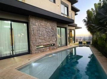 b9f22d8abd011c59442d23fd4b8e4b80fb7387be · Casa com 4 dormitórios à venda, 470 m² por R$ 4.980.000,00 - Condomínio Campo de Toscana - Vinhedo/S