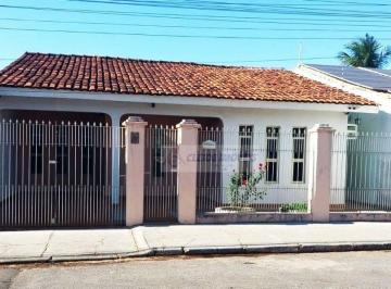 0d05da30af184b7930a6d545ead3400b.jpg · Casa no Tijucal