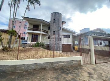 Casa · 223m² · 4 Quartos · 2 Vagas · Casa à venda no bairro Pinheirinho - Criciúma/SC