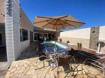24621539_4.jpg · Casa alto padrão com piscina à venda em Shangri-lá