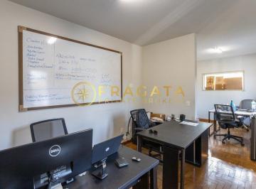 Comercial · 179m² · 5 Vagas · Imóvel Comercial Clássico na Vila Nova Conceição | 2 Pisos, 5 Vagas e Localização Estratégica