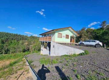 Comercial · 7000m² · 3 Quartos · 5 Vagas · Chácara formada de 7000 m² em Bateias - Campo Larg