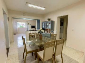 8b8e53cb · Casa, 3 dormitórios, 250 m², em Niterói