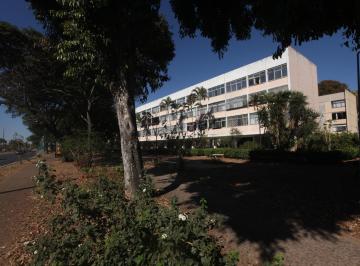 Apartamento de 3 quartos, Brasília ·  Asa Norte – SQN 409 Nascente, Vista livre aceita financiamento e FGTS