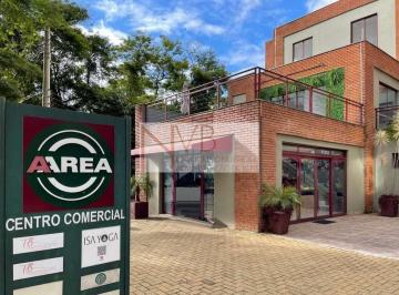 Comercial · 176m² · Casa Comercial à venda em Chácara São João, Carapicuíba. 2 banheiros por R$ 8...