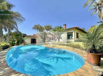 Casa · 368m² · 5 Quartos · 6 Vagas · Cond. Vila Velha - Rústica, TÉRREA - POR APENAS R$ 1.500.000