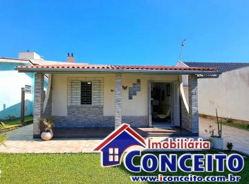 Casa de 2 quartos, Imbé · XC457 - Excelente residência a 350 metros do mar em ótima localização