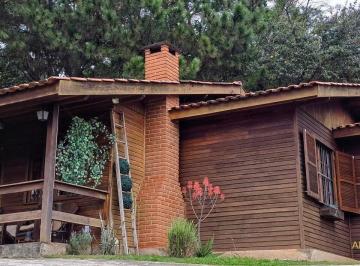 Casa · 120m² · 3 Quartos · 8 Vagas · Casa de Campo na Granja Vianna