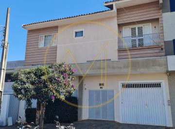 Casa · 3 Quartos · 4 Vagas · VENDA | Sobrado, com 3 dormitórios em Jardim Italia, Maringá
