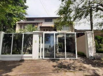 Casa · 389m² · 6 Quartos · 5 Vagas · VENDE – AMPLA CASA RESIDENCIAL COM PISCINA E 5 VAGAS