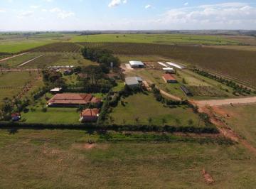 Foto 01 · *EXCELENTE FAZENDA NA REGIÃO DE PENÁPOLIS-SP* ?? Área Total: 408 Alqueires ou 968 Hectares Aprov