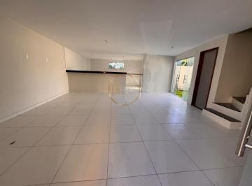 Casa · 150m² · 4 Quartos · 1 Vaga · Casa 4 Quartos à Venda em Tabapiri, Porto Seguro – 150m²
