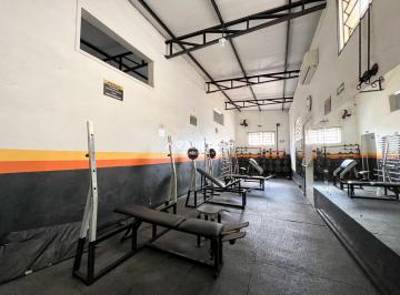 Casa · 488m² · 5 Quartos · Amplo Ponto Comercial, 488m² de Área Privativa, Centro