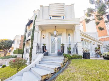 Casa · 606m² · 3 Quartos · 4 Vagas · CASA EM CONDOMÍNIO 3 SUÍTES MERCÊS CUIRITIBA