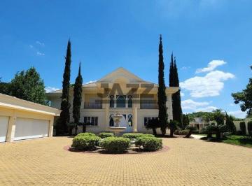 Casa · 1379m² · 4 Quartos · 4 Vagas · Casa de 4 dormitórios no Condomínio Recanto das Flores