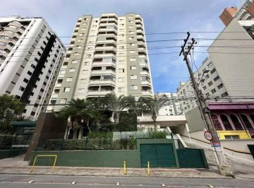 acd520b33051c4c5b70eedf6315a5b47c4a975d2 · Apartamento com 3 quartos no Centro de Florianópolis
