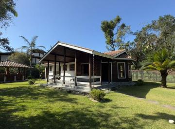Imagem do Imóvel · Casa recém reformada em Itamambuca, lado par.