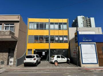 1 · Prédio Comercial de 600m² no Estreito