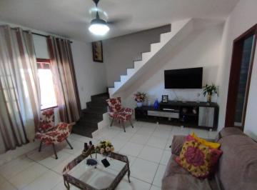 Casa de 2 quartos, São Gonçalo · Laranjal! Belíssima 2 Quartos, 2 Vagas, 7 Anos de Construção, Doc em Ordem. 