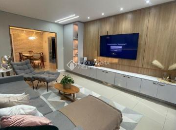 735184_iz7Ew2_735184689c96883da91.jpg · Casa belíssima à venda no bairro Jardim dos Lagos, em Guaíba