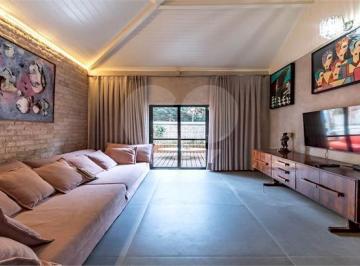 Casa · 220m² · 4 Quartos · 2 Vagas · Casa com 4 quartos à venda em Vila pompéia - SP