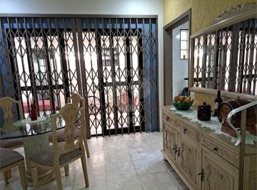 Casa · 135m² · 4 Quartos · Casa de vila com 4 quartos à venda em Água branca - SP