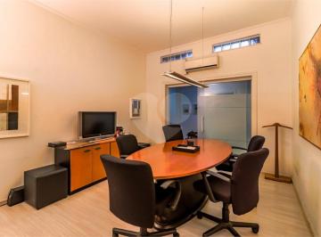 Casa · 200m² · 4 Quartos · 2 Vagas · Casa térrea com 4 quartos à venda em Vila madalena - SP