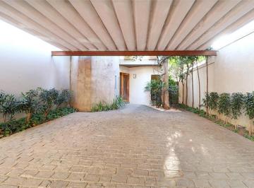 Casa · 248m² · 3 Quartos · 4 Vagas · Sobrado com 3 quartos à venda em Alto de pinheiros - SP
