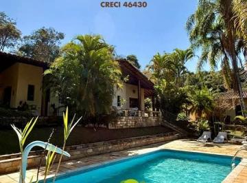 Casa de 5 quartos, Esmeraldas · Casa à venda no Condomínio Nossa Fazenda em Esmeraldas-MG